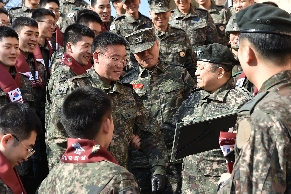 합참의장, 해·강안 경계부대 대비태세 점검 대표 이미지